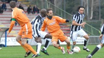 Nel marzo 2008 il match tra Pistoiese e Massese fini 1-1