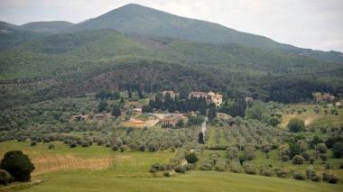 La tenuta, Rossi di Medelana, il Tassinaia e alcune barrique