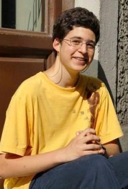 Guglielmo Nocera, musica e libri la sua passione oltre allo studio