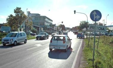 &nbsp;Lincrocio dove sorger&agrave; la rotonda, tra via Toscana e via Erbosa 