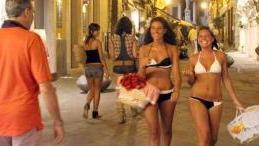 Shopping in bikini: è guerra fra i consorzi