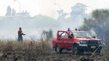 I vigili del fuoco in azione all’oasi del Wwf