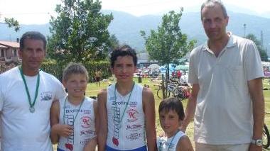 I portacolori della Triathlon K ok a Villafranca