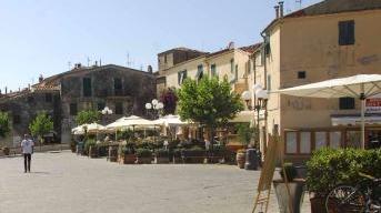 Piazza Matteotti a Capoliveri