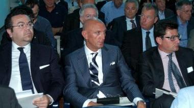 <b>RIVOLUZIONE.</b> A sinistra Filippo Invitti, al centro Antonio Di Pietrantonio, a destra Aldo Invitti, il nuovo socio della Movies, ora Royal Tuscany Fashion Group