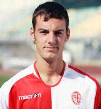 Il difensore Enrico Pezzi, 21 anni   
