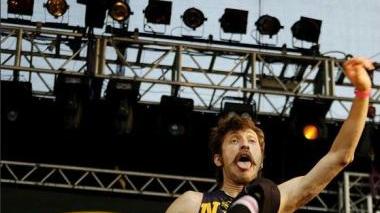 Sound internazionale con i Gogol Bordello e la mitica band di Marley