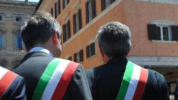 Sindaci in piazza contro la manovra del governo Berlusconi