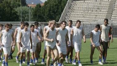 Un momento del primo allenamento e, a sinistra, Vaz Costa Lineker