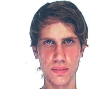 18 ANNI PER FRANCESCO «Oggi farai la festa per i 18 anni. Auguri!». Genitori, il ...