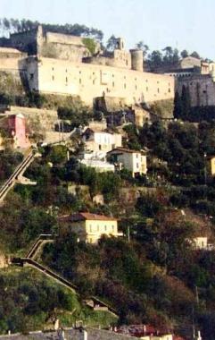Rifondazione dice no alle scale mobili