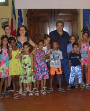 I bambini con lassessore Selmi 