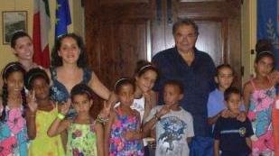 I bambini con l’assessore Selmi