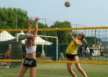 Torneo di green volley al campo di Torrite