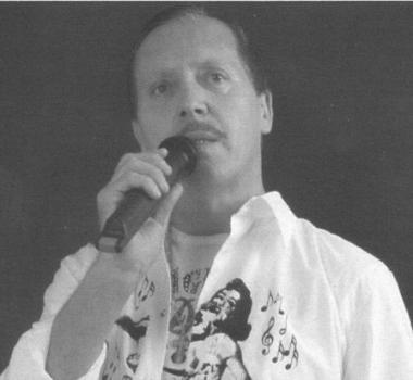 Dj Angelo, animatore della festa 