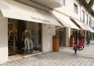 <b>COMMERCIO.</b> Negozi in centro 