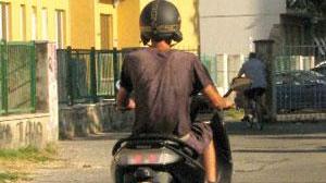 Il maniaco della pipì torna a colpire in moto alle Sorgenti