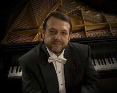 <b>IL PIANISTA</b> Il musicista di origini ucraine stasera in scena a Querceto 