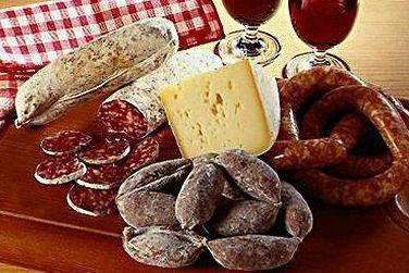 <b>GAVORRANO. </b>Stasera prodotti tipici al teatro delle Rocce 