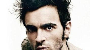 Marco Mengoni stasera in concerto in piazza Betti