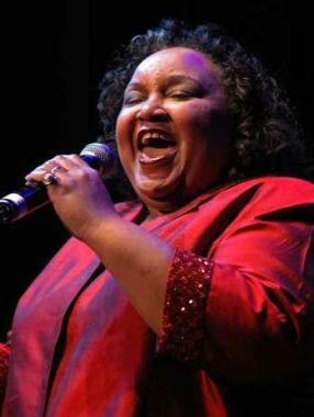 Donna McElroy in concerto        