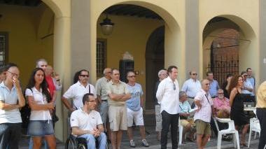 Due momenti della conferenza di Cipolli
