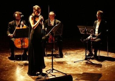 <b>UN DIAMANTE IN MEZZO AL CUORE </b>Lo spettacolo tributo a Mia Martini stasera a Paganico 