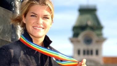 <strong>TANJA ROMANO.</strong> Mentre mostra una delle sue medaglie e durante una gara
