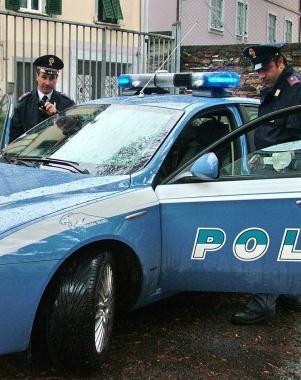 Una pattuglia della polizia 