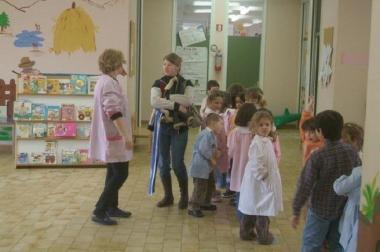 Bambini in una scuola dellinfanzia 