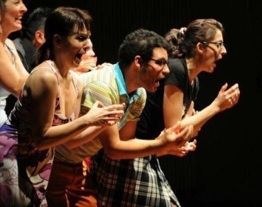 Il nostro teatro per caso, passione o terapia