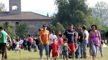 Visitatori a Cascine in Festa nel parco di Tavola