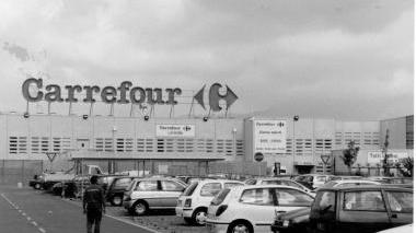 Il centro commerciale Carrefour (Vip)