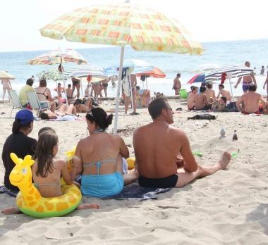 Famiglie in spiaggia 