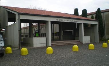 Sorpreso a rubare rame al cimitero