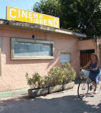 Il cinema Tirreno di via del Secco    