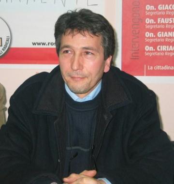 <strong>L’EX SINDACO.</strong> Francesco Addeo condannato per resistenza