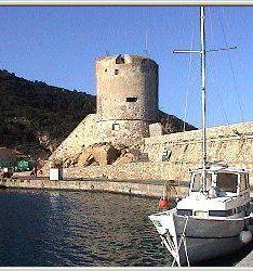 La guerra della Torre Sindaco contro opposizione