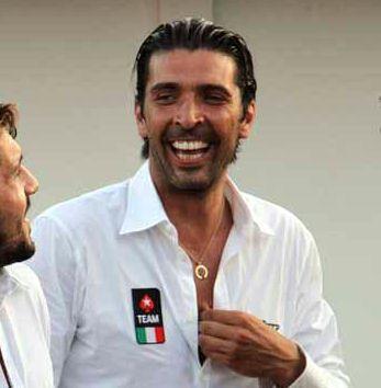 Gigi Buffon si &egrave; impegnato con il 12,5% al pari di tutti gli altri soci 