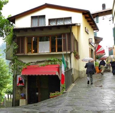 Una strada di Cutigliano 