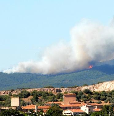 <b>FIAMME </b>Le lingue di fuoco e fumo si vedevano fino a Roccastrada e Gavorrano     