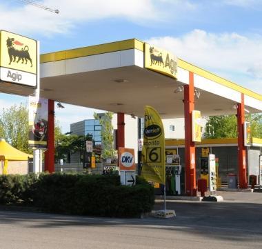 La stazione Agip rapinata 