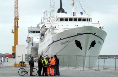 Una delle navi da crociera che hanno fatto scalo a Marina