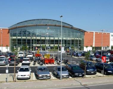 Il parcheggio dellIpercoop 