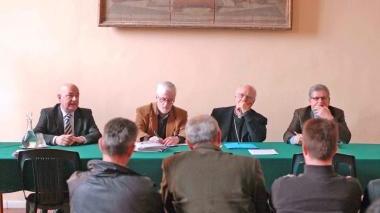 Il vescovo Mansueto Bianchi nel 2009 durante l’appello alla comunità per finanziare il fondo