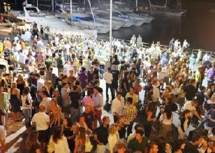 La Notte bianca fa il pieno e il porto diventa discoteca