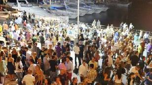 La Notte bianca fa il pieno e il porto diventa discoteca