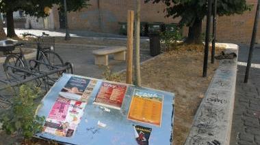 In piazza Indipendenza vandali sempre all'opera