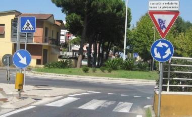 Lincrocio via Comparini-via dei Lecci 
