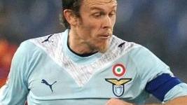 <b>CANDIDATI. </b>Roberto Baronio (33 anni) in maglia Lazio e l’austriaco Jurgen Saumel (26) sotto contratto col Torino: il Livorno li segue da vicino